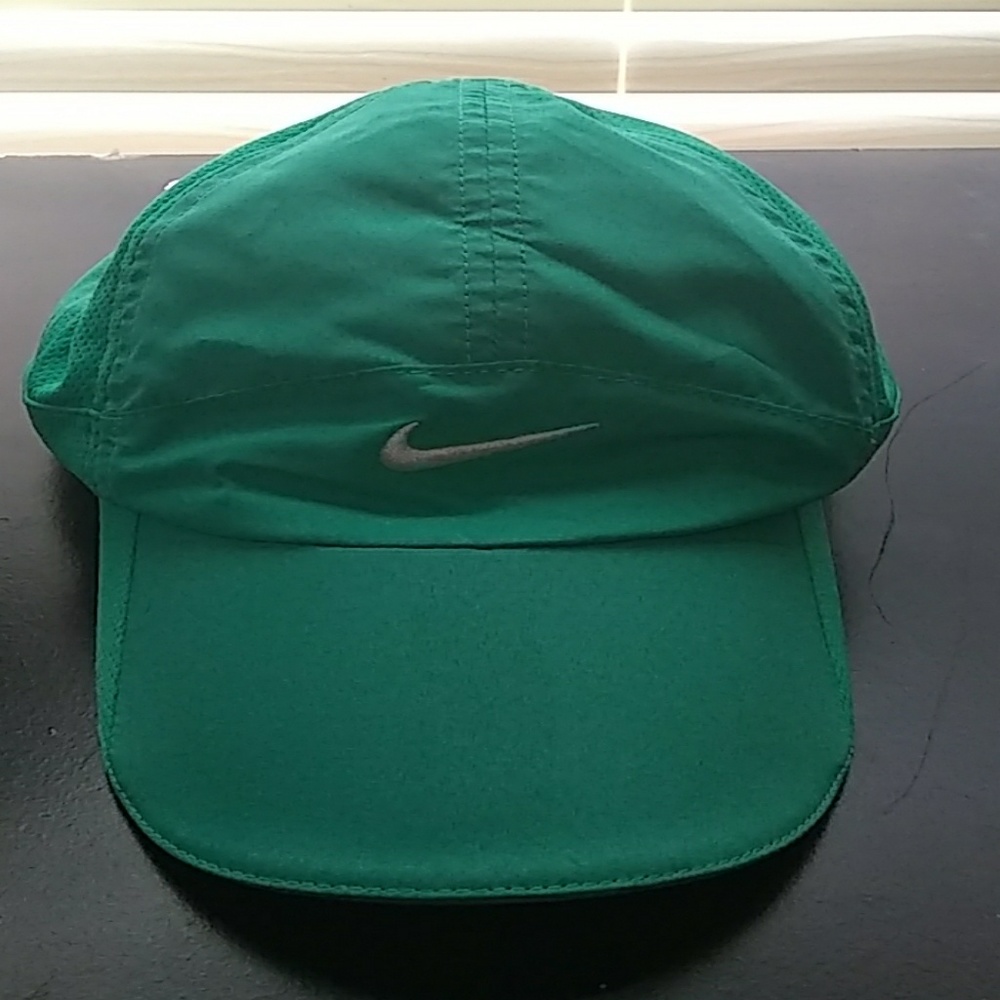 Nike dryfit hat